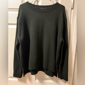 Women's Classic Crewneck Sweater - Black (Banana Republic)